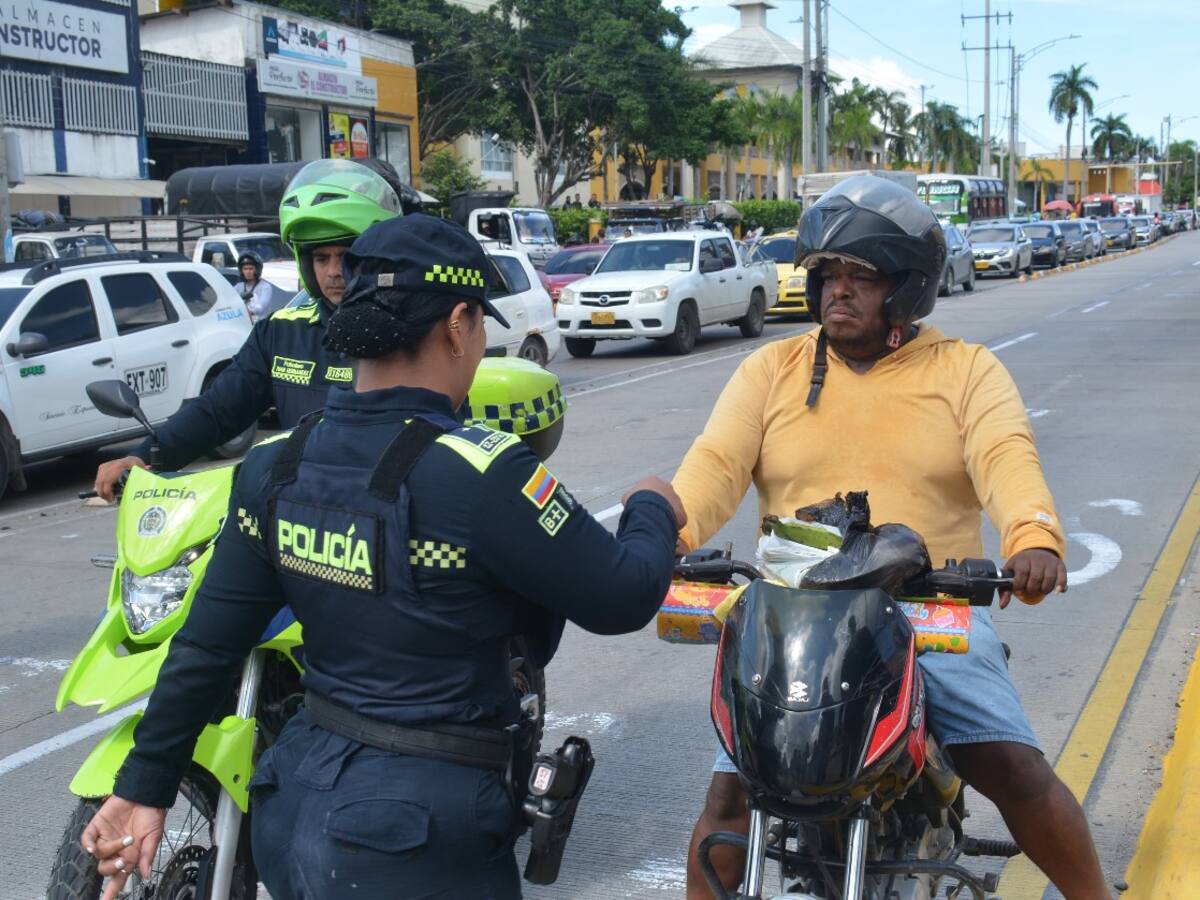 Otras 25 motos a los patios del DATT por invadir carril de Transcaribe