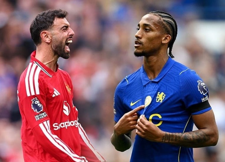 Bruno Fernandes (Manchester) y Joao Pedro (Chelsea) / Getty Images