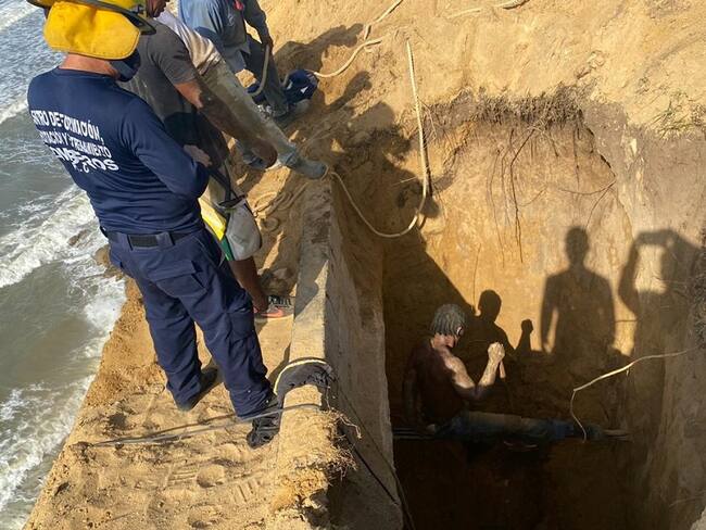Maestro de obra murió atrapado en un alud de tierra en Puerto Colombia