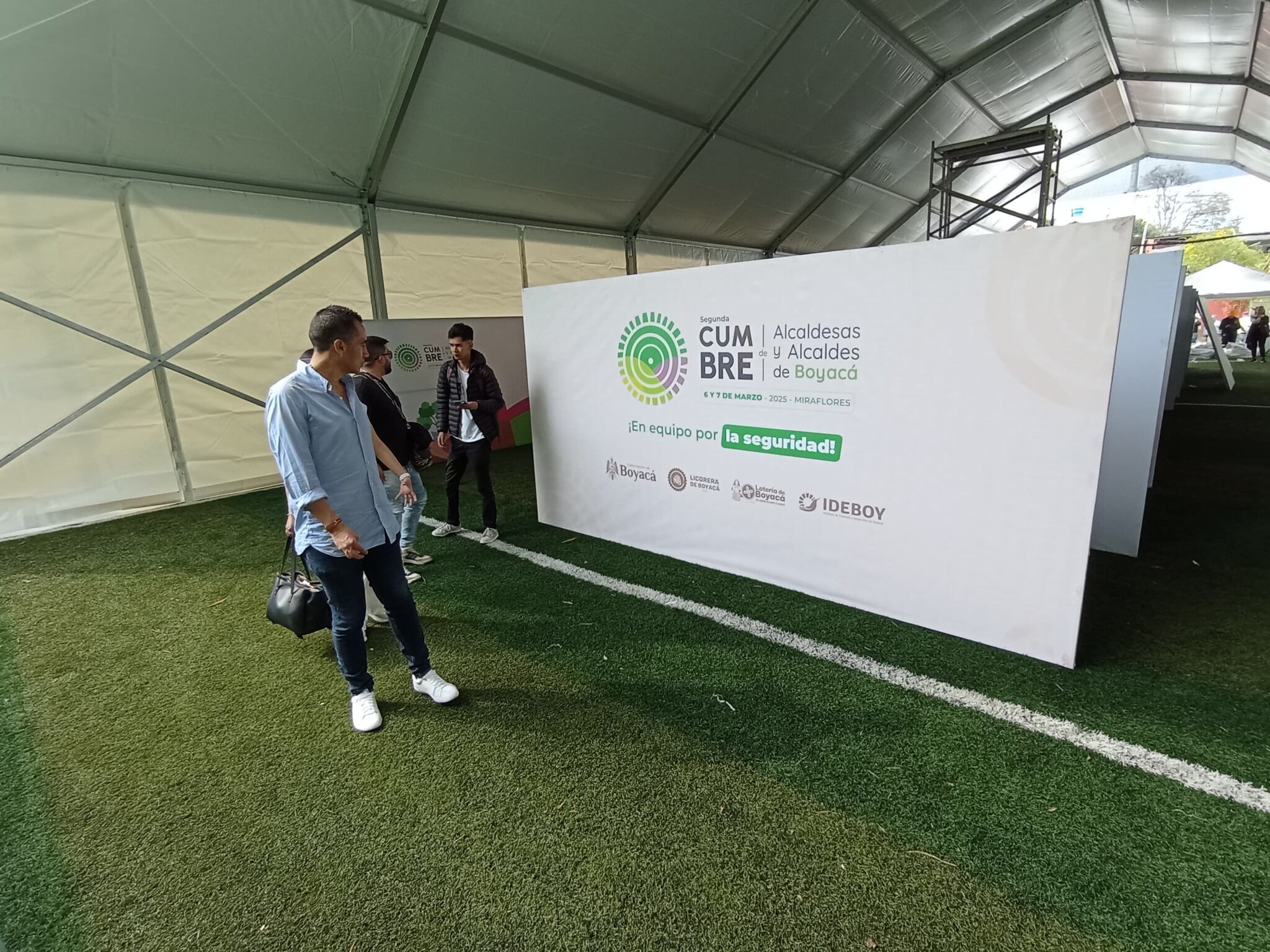 Se ultiman detalles de la cumbre. Foto | Alcaldía de Miraflores