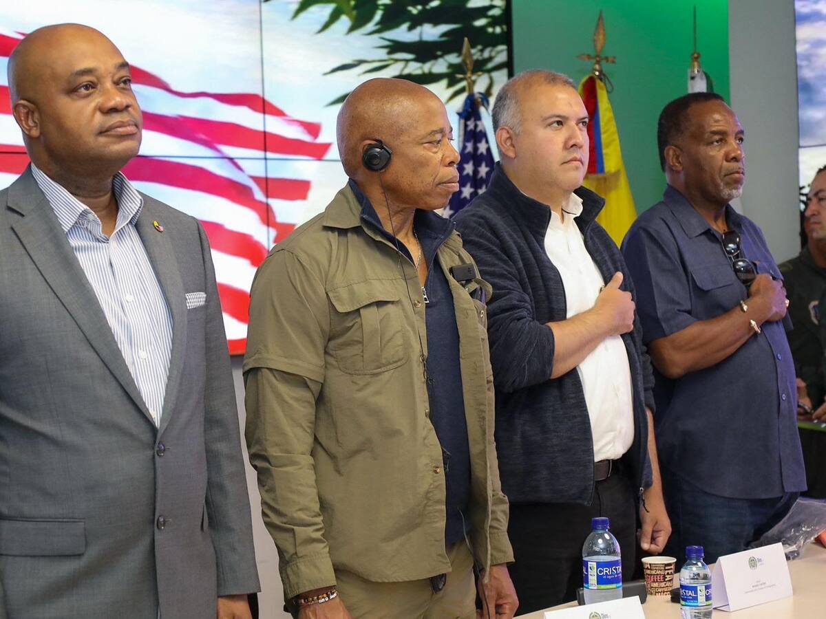 Alcalde de New York dijo en el Urabá que hay que colaborar para superar crisis migratoria