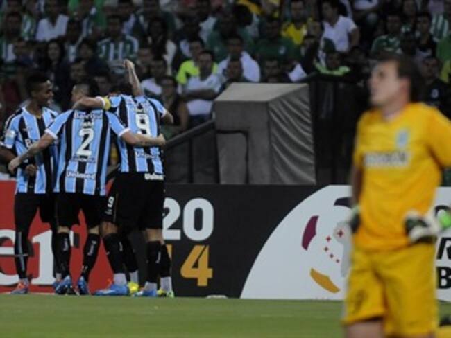 Nacional sigue en sequía y cayó con Gremio en Copa Libertadores