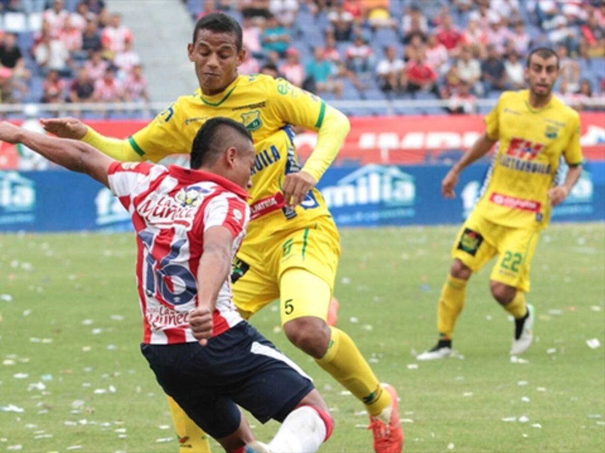 Huila venció 0-1 al Junior y ratificó su condición de líder