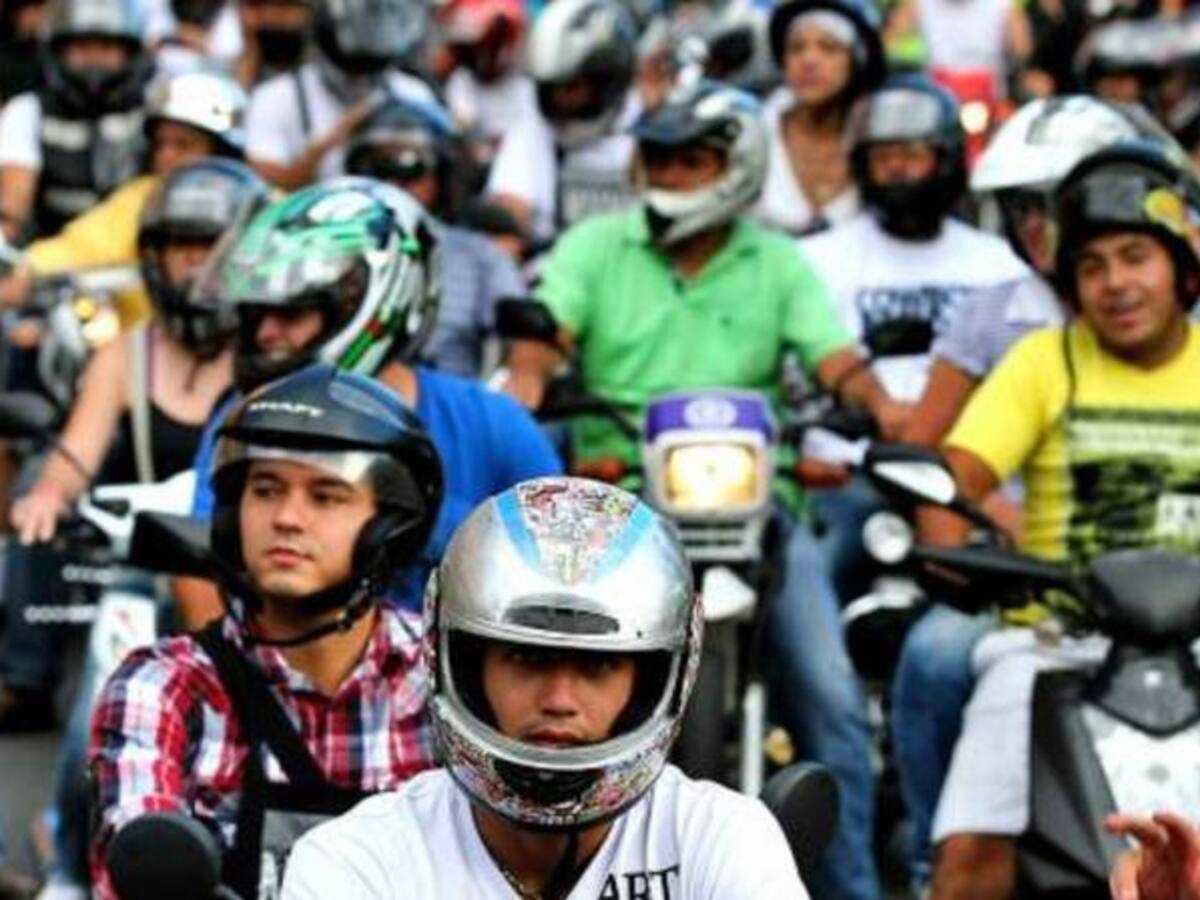 Gobierno Nacional expedirá nueva reglamentación a cascos de motociclistas