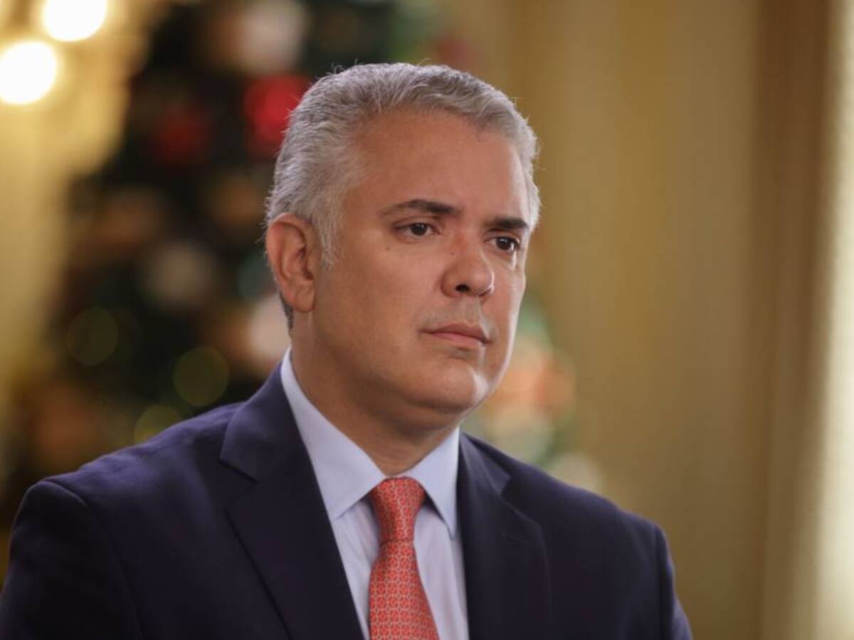 Condenamos cobarde atentado terrorista contra integrantes del ESMAD: Duque