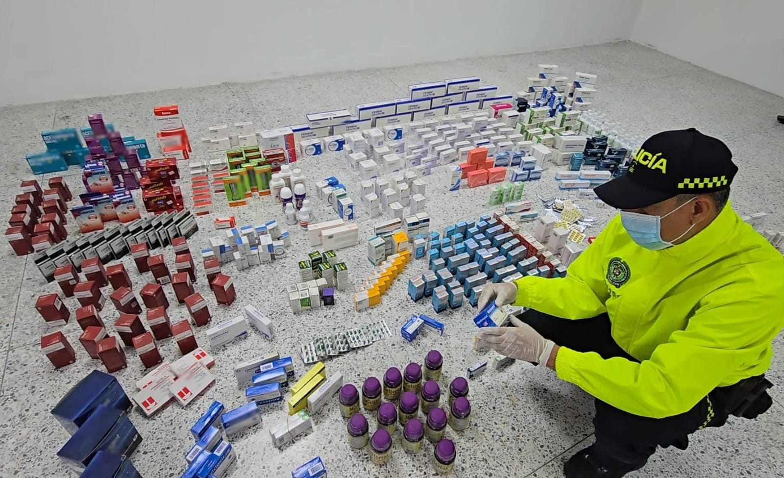 Medicamentos incautados - Policía Metropolitana de Barranquilla.