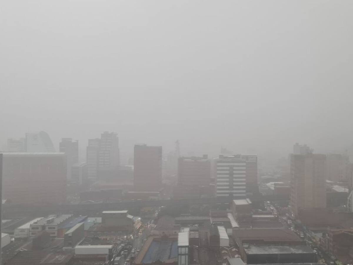 180 incidentes y descargas eléctricas dejaron las lluvias en Medellín