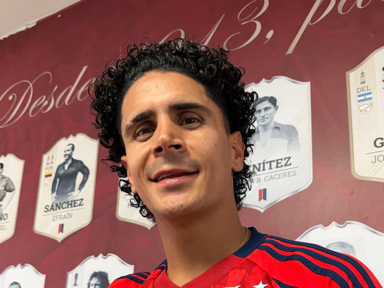 Daniel Cataño regresa al fútbol colombiano, tras su breve paso por la Liga Boliviana / @DIM_Oficial