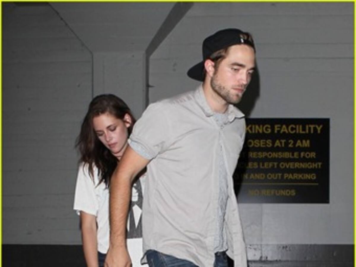 Robert Pattinson y Kristen Stewart retoman su relación con cautela