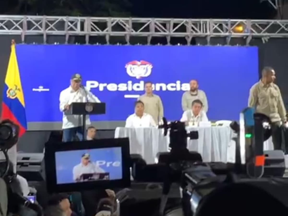 Petro entrega en Cali la sede del primer Multicampus educativo para jóvenes de barrios populares
