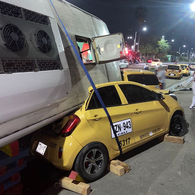 El hecho ocurrió sobre la calle 36 con carrera 45, en el barrio Villa del Sur de Cali. Foto: Cortesía.