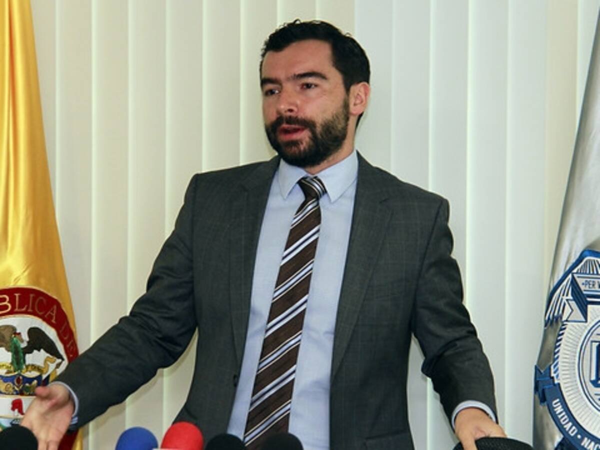 Siguen críticas a Andrés Villamizar por polémica de esquemas de protección