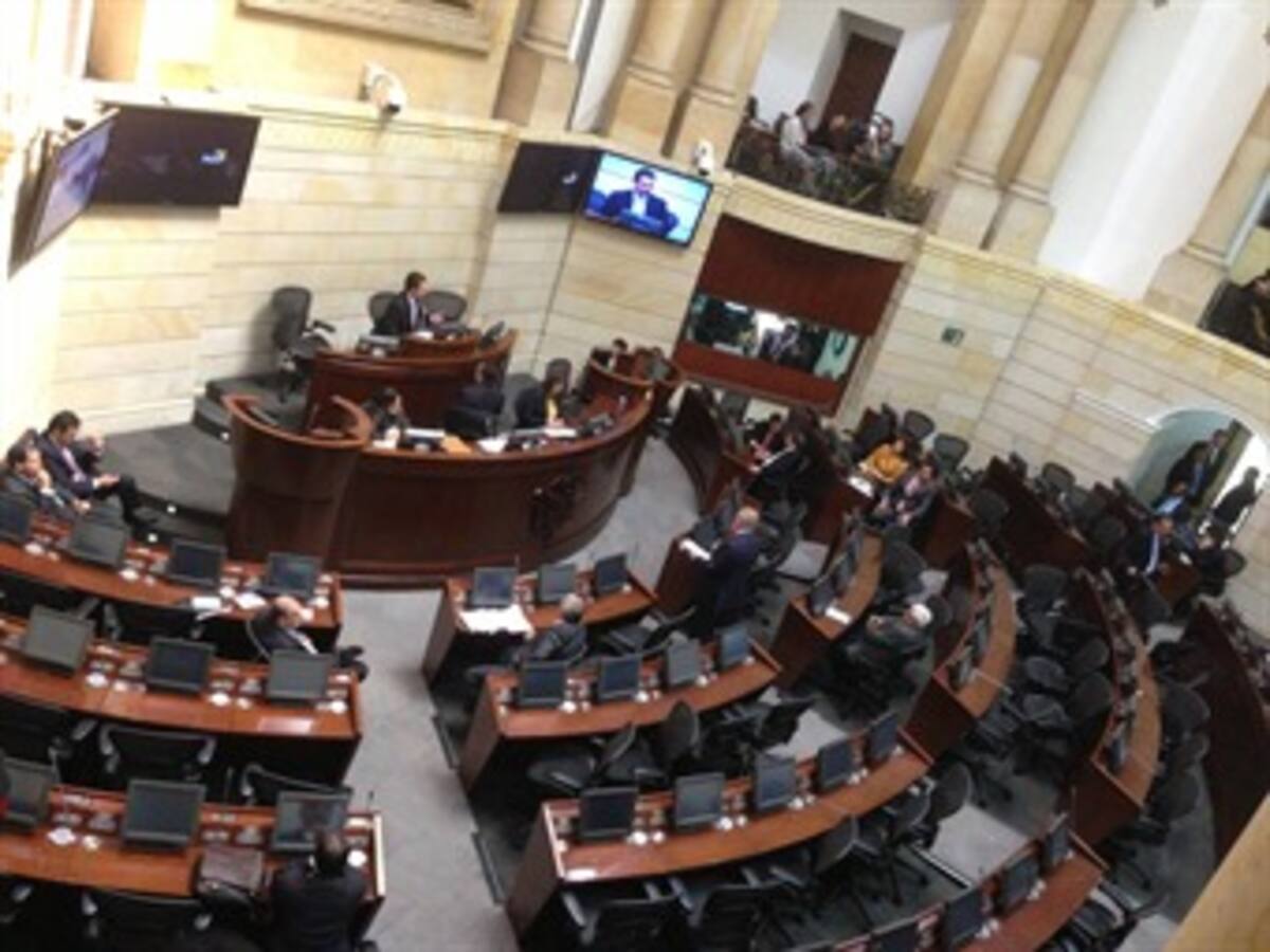 Recusación detiene trámite de referendo por la paz