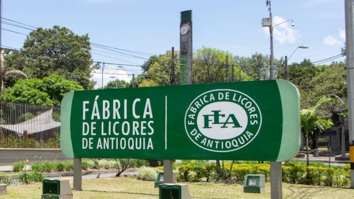 FLA: “El decreto de emergencia económica impulsará el licor adulterado y el contrabando en el país”