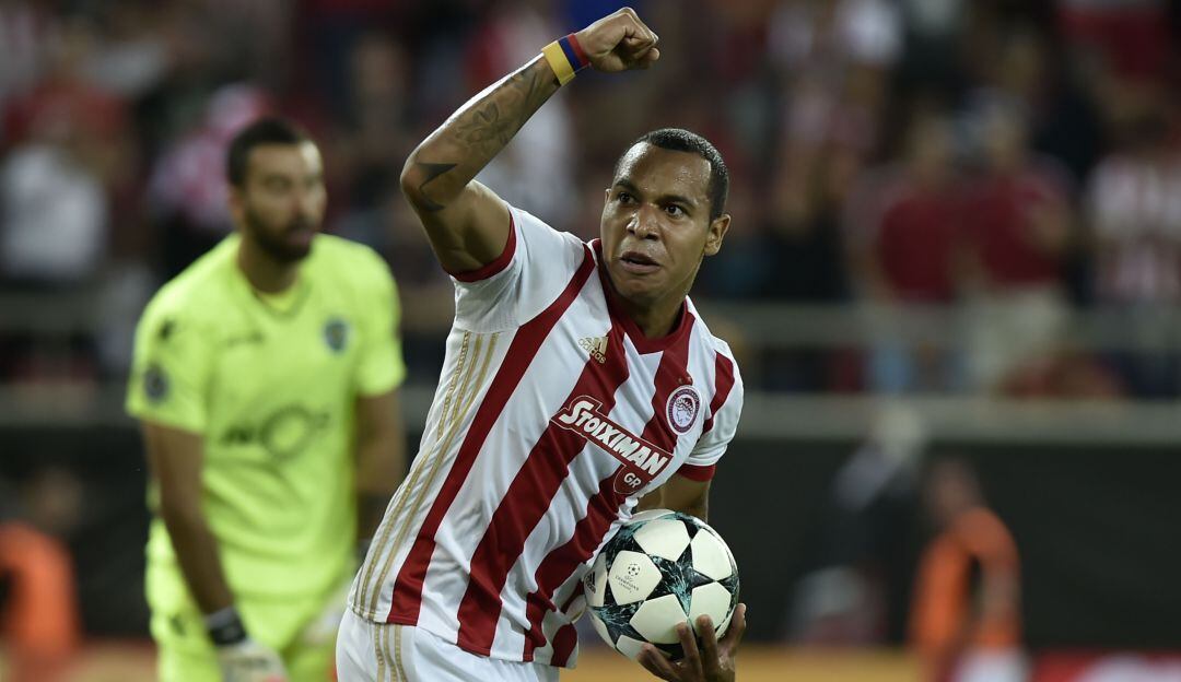 Felipe Pardo es el más reciente colombiano que ha jugado para el Olympiacos, a la espera de que se oficialice el traspaso de James.