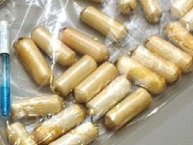 Sorprenden a un menor con 43 cápsulas de cocaína en el estómago en Bogotá