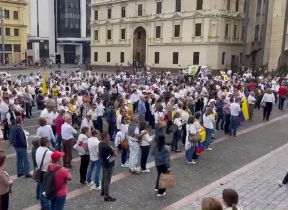 Crédito: Caracol Radio.