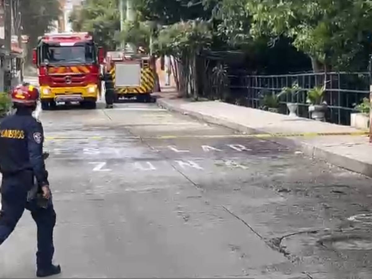 Incendio en planta de producción de Mac Pollo no dejó lesionados