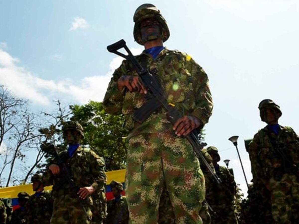 Militares refuerzan la seguridad de los caleños