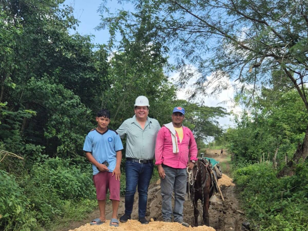 Cantera Colón y Cemento País benefician 300 familias en Arenal- Bolívar