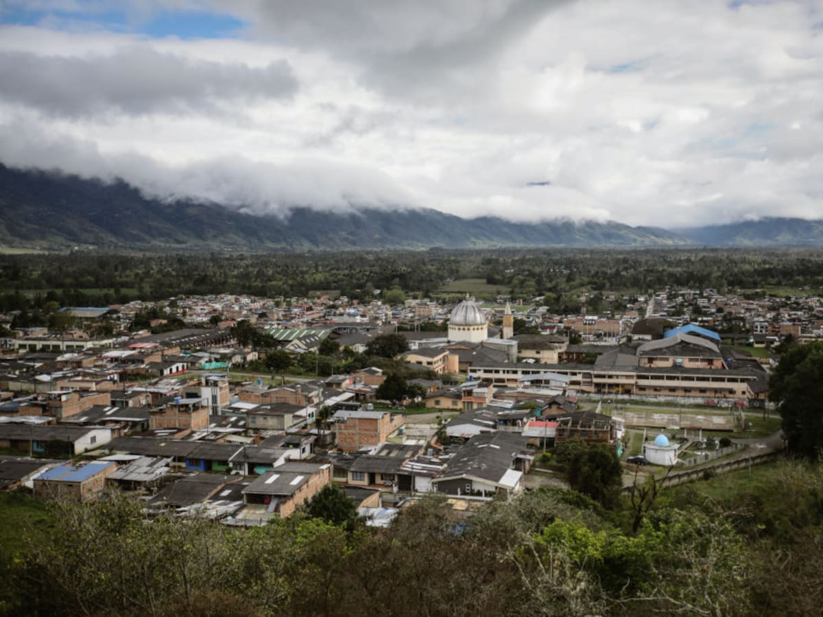 Gobernación de Putumayo pide corredor humanitario: 2.500 personas confinadas por violencia