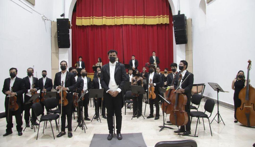 Esta reconocida orquesta sinfónica está conformada por 35 jóvenes talentosos cartageneros