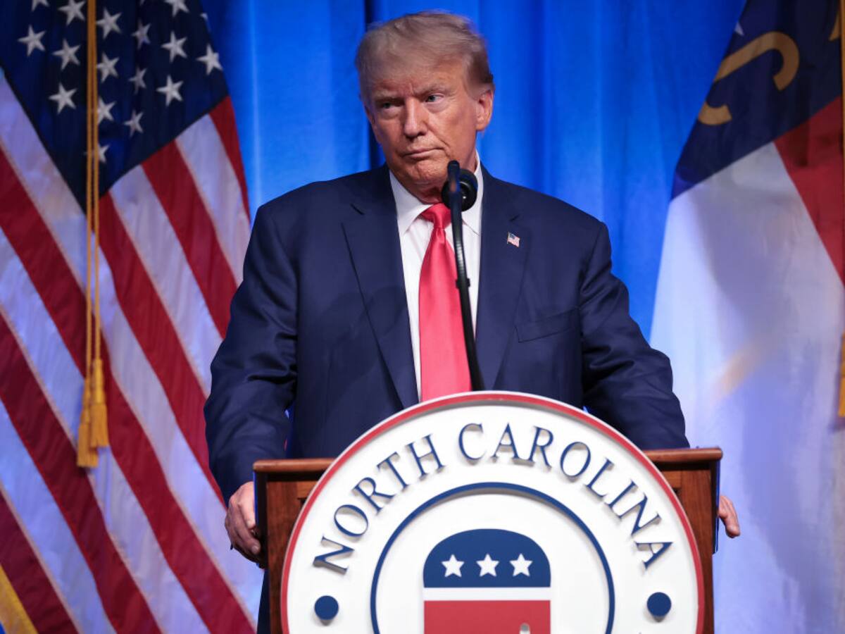 Aunque Trump sea acusado y sentenciado puede ser electo presidente de EE.UU.: abogado