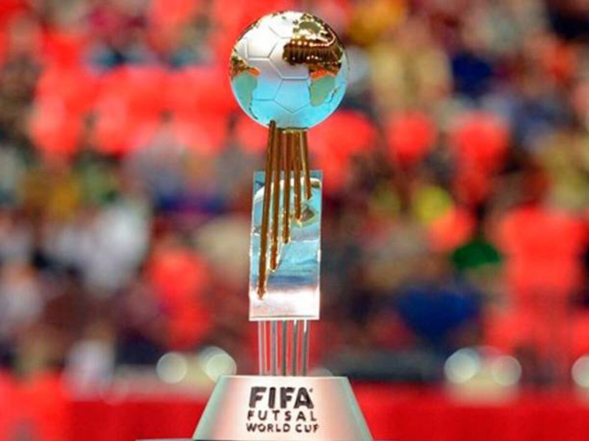 El trofeo del mundial de fútbol sala va a visitar las comunas de Bucaramanga