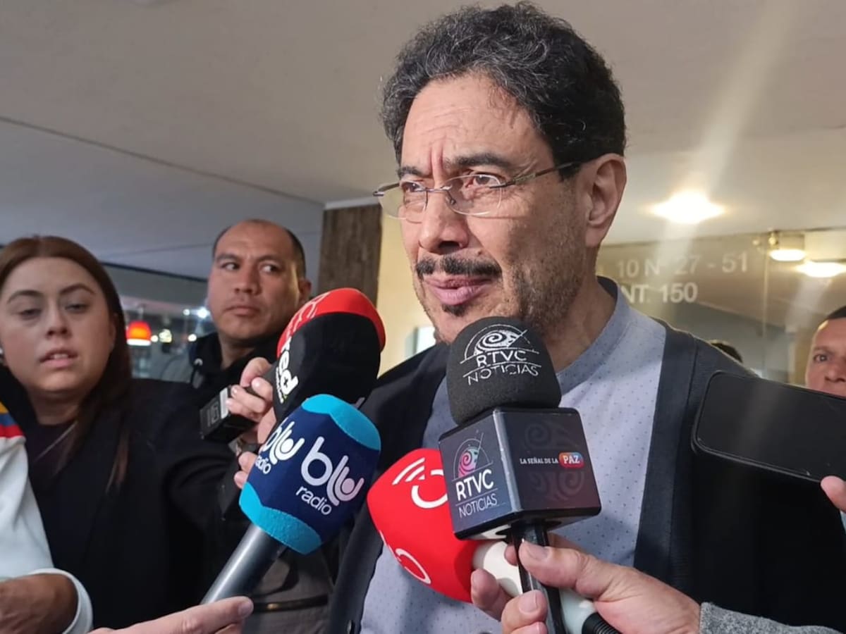 Iván Cepeda anuncia campaña de diálogos nacionales y responde polémica por discurso sobre Antioquia