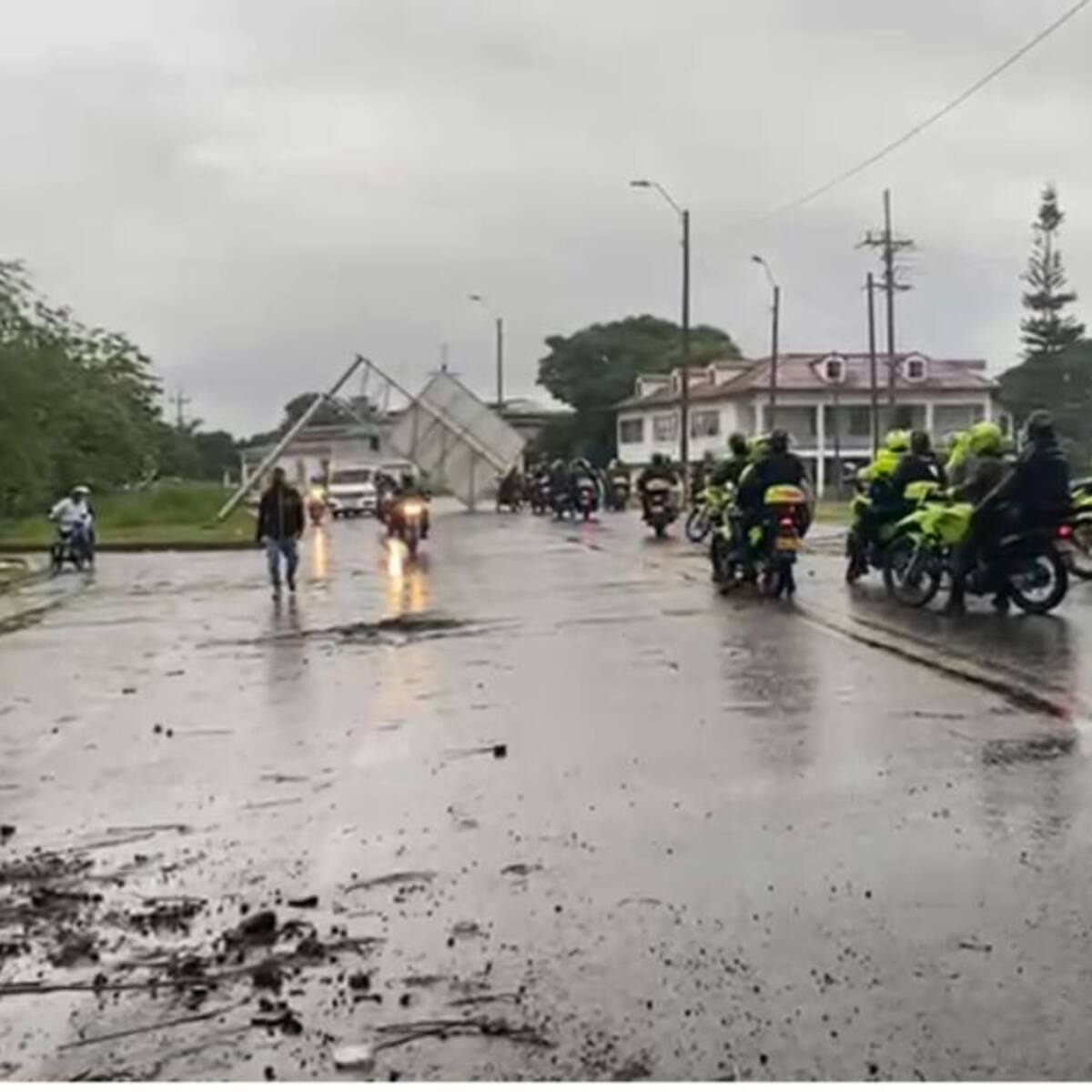 28 heridos ha dejado enfrentamientos entre población civil y fuerza pública