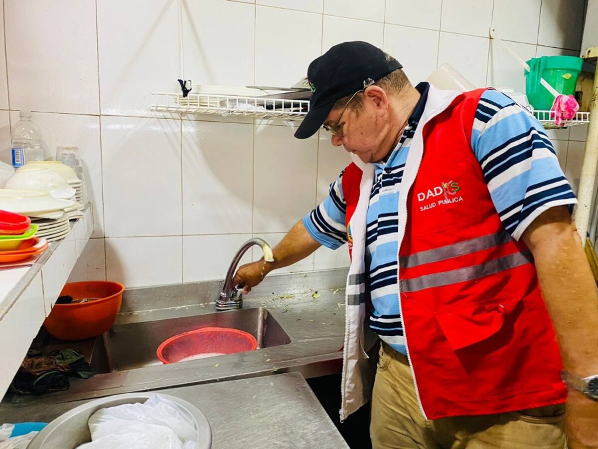 DADIS suspendió actividades a varios restaurantes en un centro comercial de Cartagena