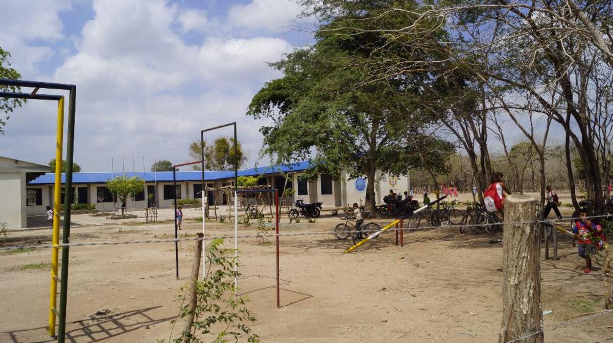 Recorrido de Caracol Radio por las zonas que aguantan sed. Fotos de Luis Enrique Rodríguez
