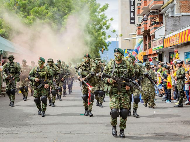 El recorrido avanzará por la carrera 4 hasta la Gobernación del Huila. Foto Novena Brigada