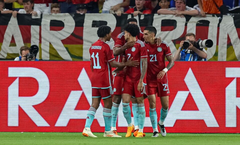 Celebración del gol de Colombia ante Alemania en el Veltins Arena (Photo by Stefan Brauer/DeFodi Images via Getty Images)