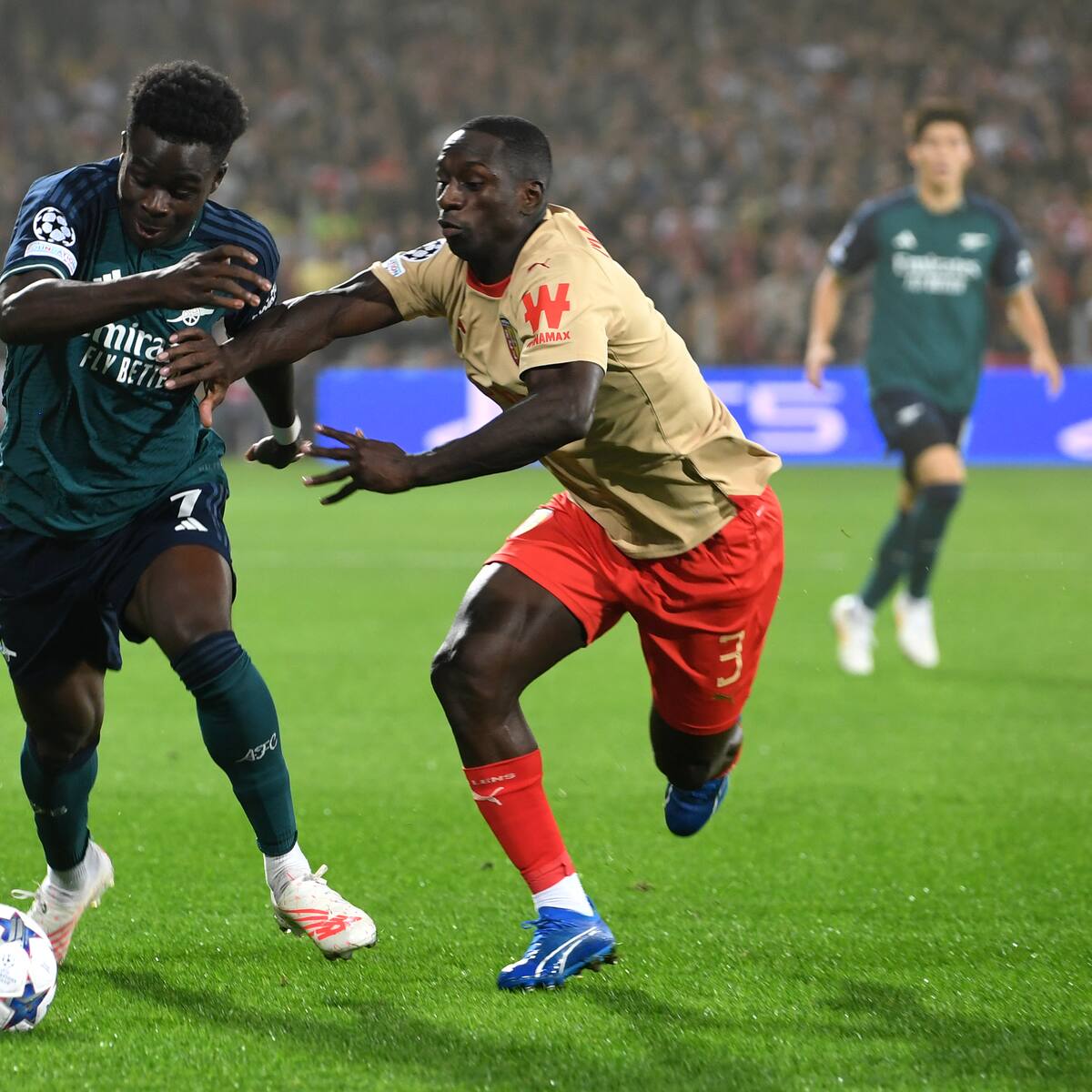 Deiver Machado comanda la remontada del Lens ante Arsenal en la Champions League