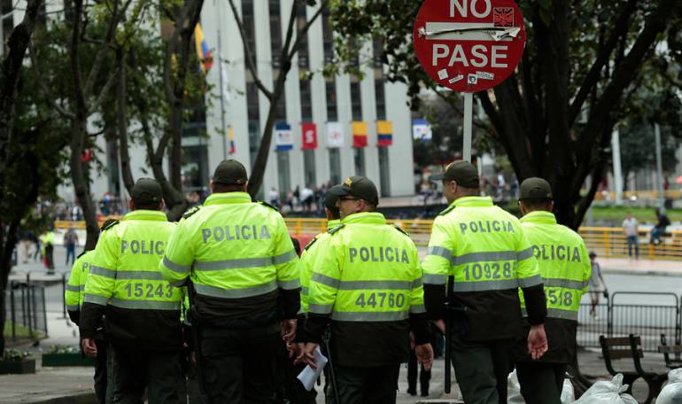 Policías preparados para la consulta anticorrupción  