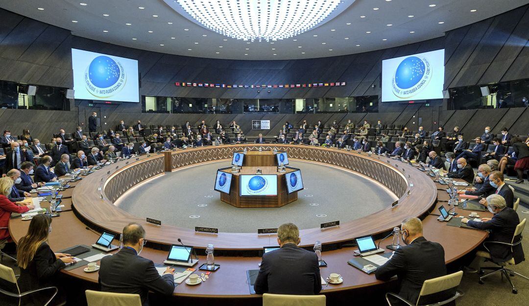 Reunión en Bruselas entre la OTAN y representantes de Rusia