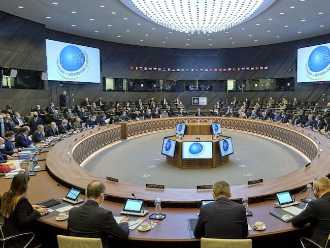 Reunión en Bruselas entre la OTAN y representantes de Rusia