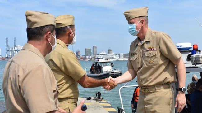 La visita estuvo presidida por el Contralmirante Norman Iván Cabrera Martínez Jefe de Inteligencia Naval