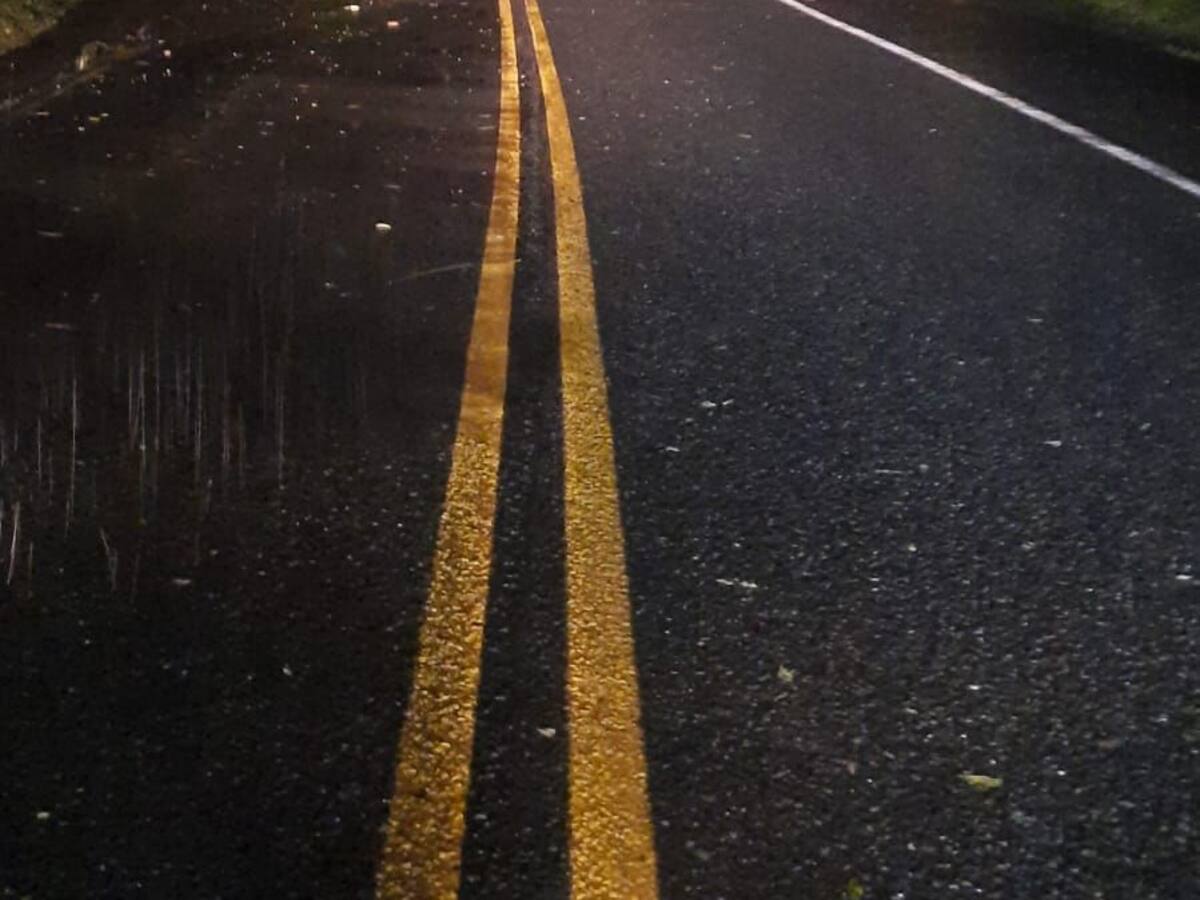 Se reporta a esta hora un deslizamiento de tierra en la troncal de occidente vía Anserma- Viterbo