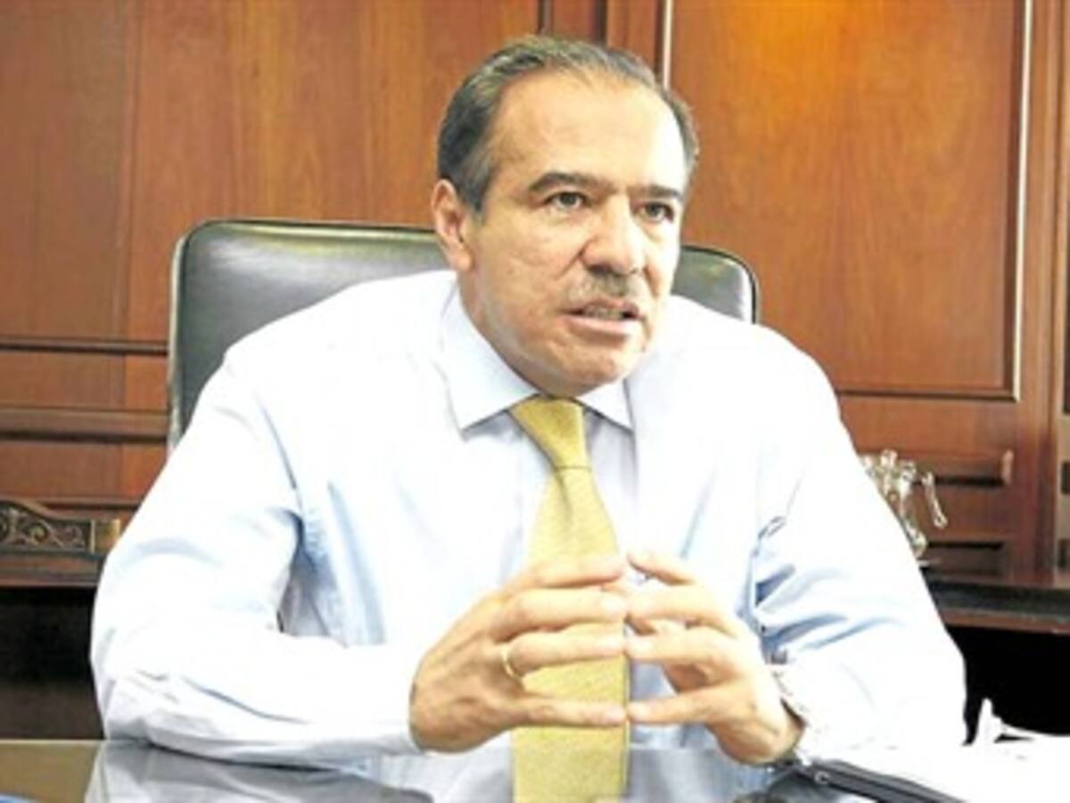 Por buen camino avanza investigación contra Mintransporte: Procurador