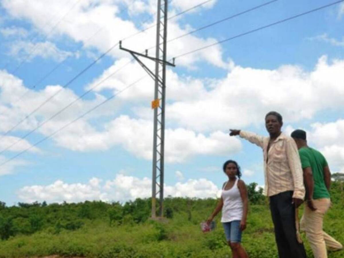 Niño recibió descarga eléctrica al intentar recuperar cometa en una torre de energía en Turbaco