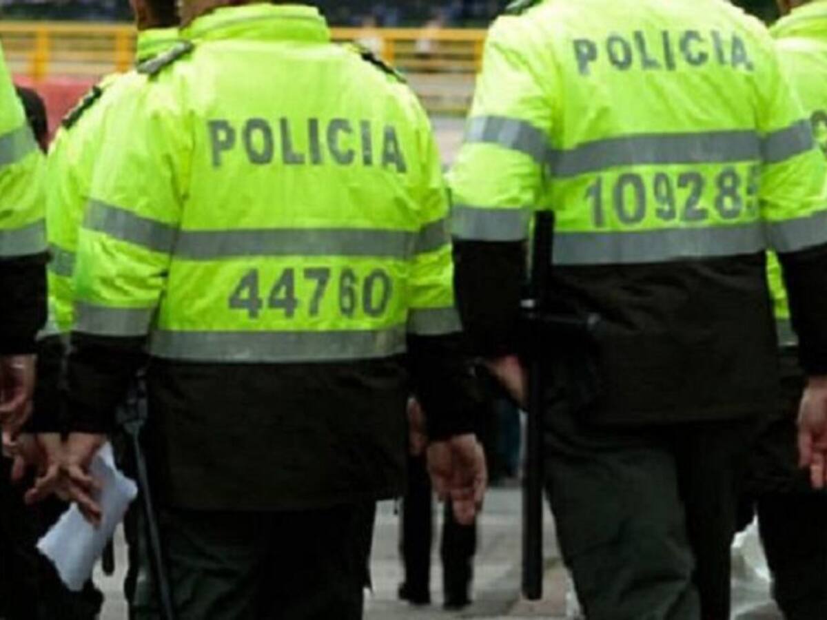 Investigan a patrulleros señalados de agredir a pensionado de la Policía