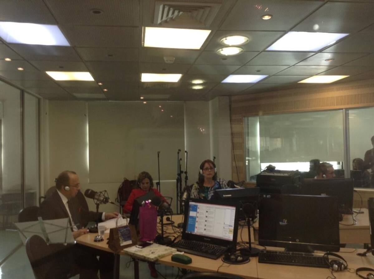 En un ambiente de nostalgia el equipo de Caracol se une para decir una vez más #GraciasPelaez.