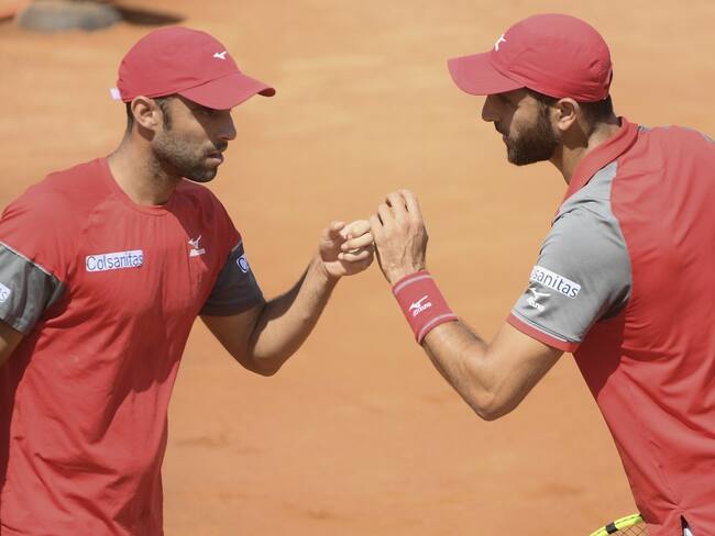Cabal y Farah remontan para ganar en su debut en Roland Garros
