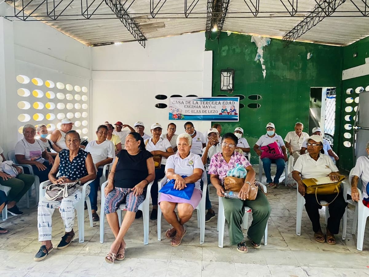 Abuelos de Blas de Lezo se dan cita miércoles y viernes para realizar actividades