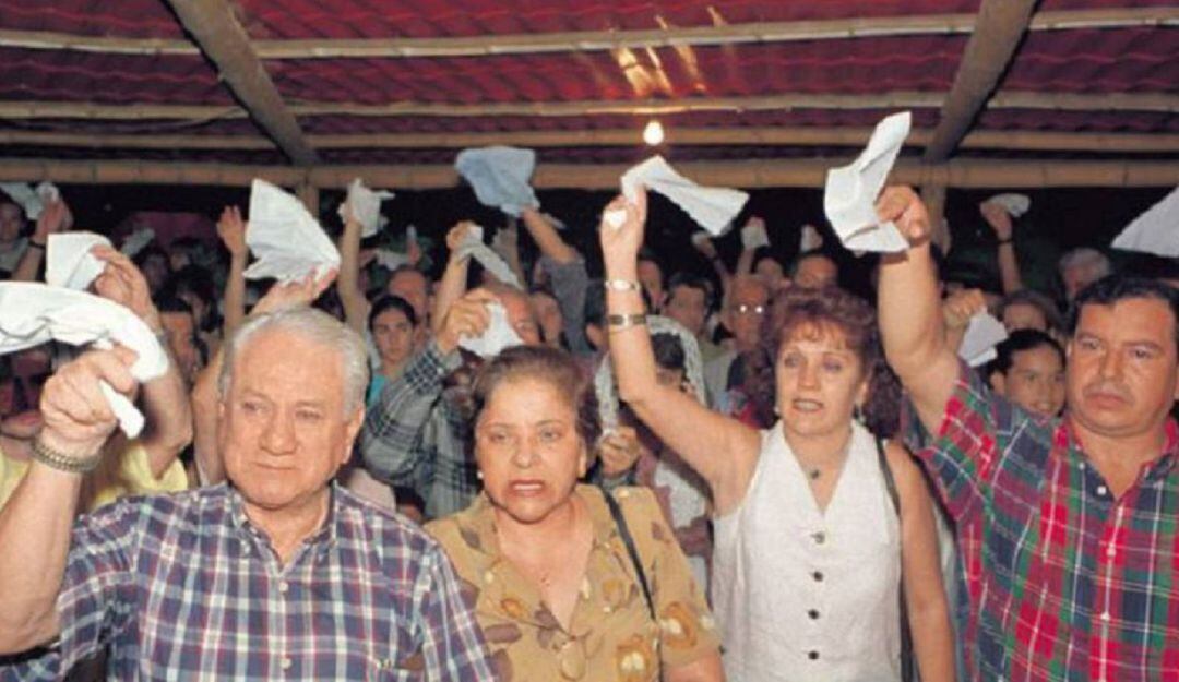 A las 10am se podrá ver la conmemoración a través de una transmisión en vivo por el Facebook del Centro Nacional de Memoria Histórica @CentroMemoriaH. 