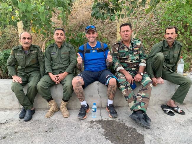 El español Santiago Sánchez en su ruta hacia Qatar. (foto: Instagram @santiago_sanchez_cogedor)