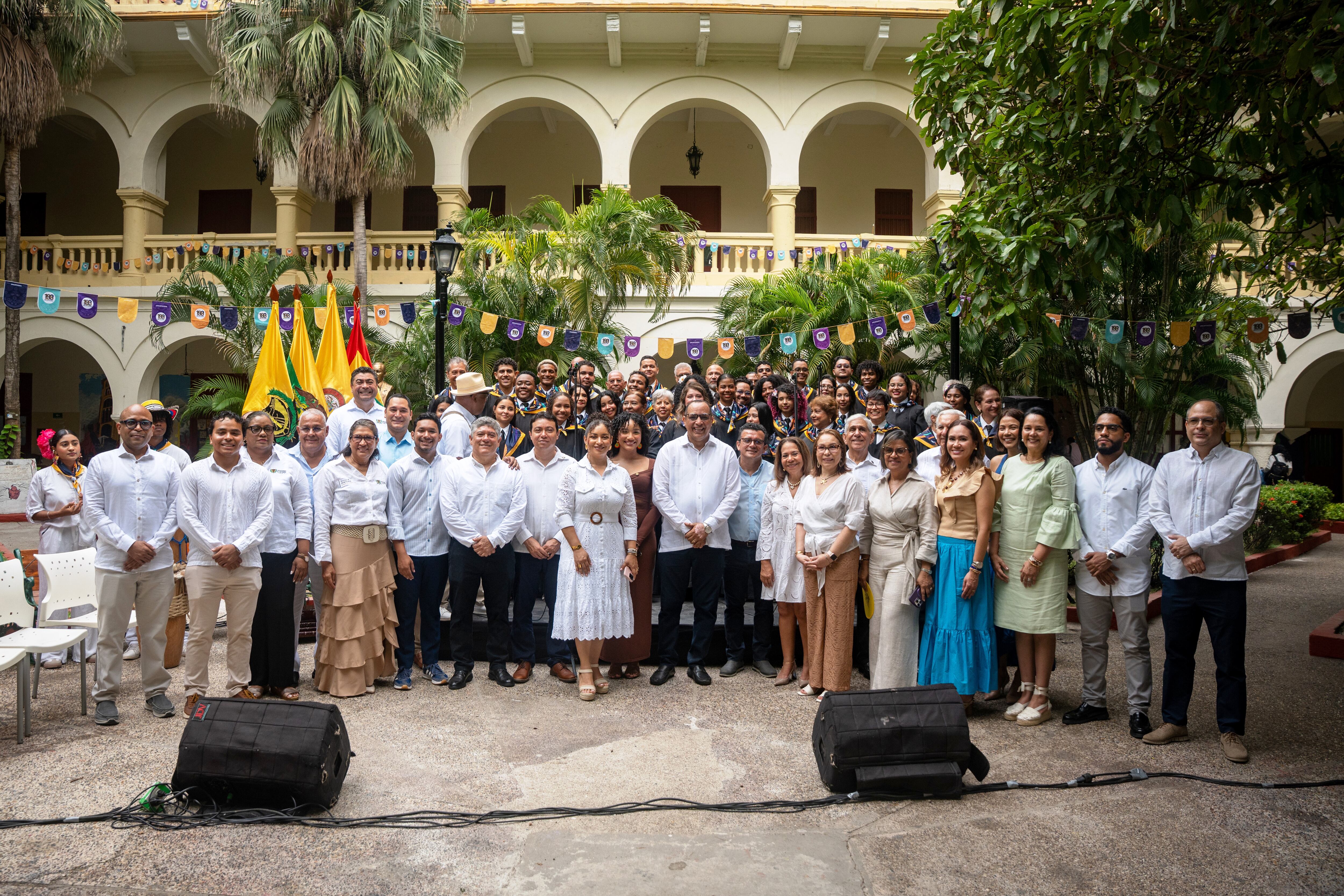 Unicartagena celebró 199 años de historia y dio el primer paso hacia su Bicentenario