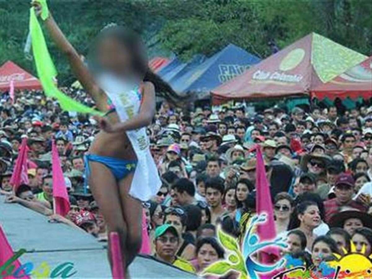 Padres de niñas que participaron en Miss Tanguita perderían patria potestad